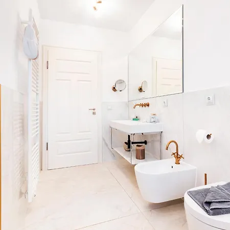 Ostseeresidenz Lidia Mit Terrasse Und Meerblick Sassnitz